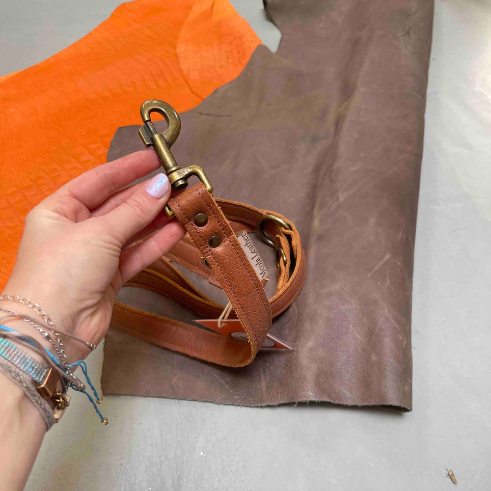 
                      
                        handgemaakt leren lijn cognac
                      
                    