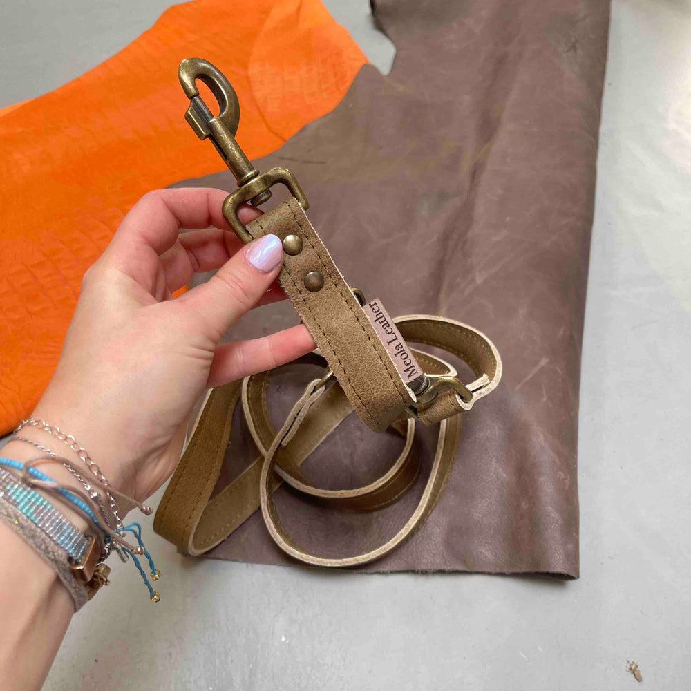 
                      
                        handgemaakt leren lijn groen zacht
                      
                    