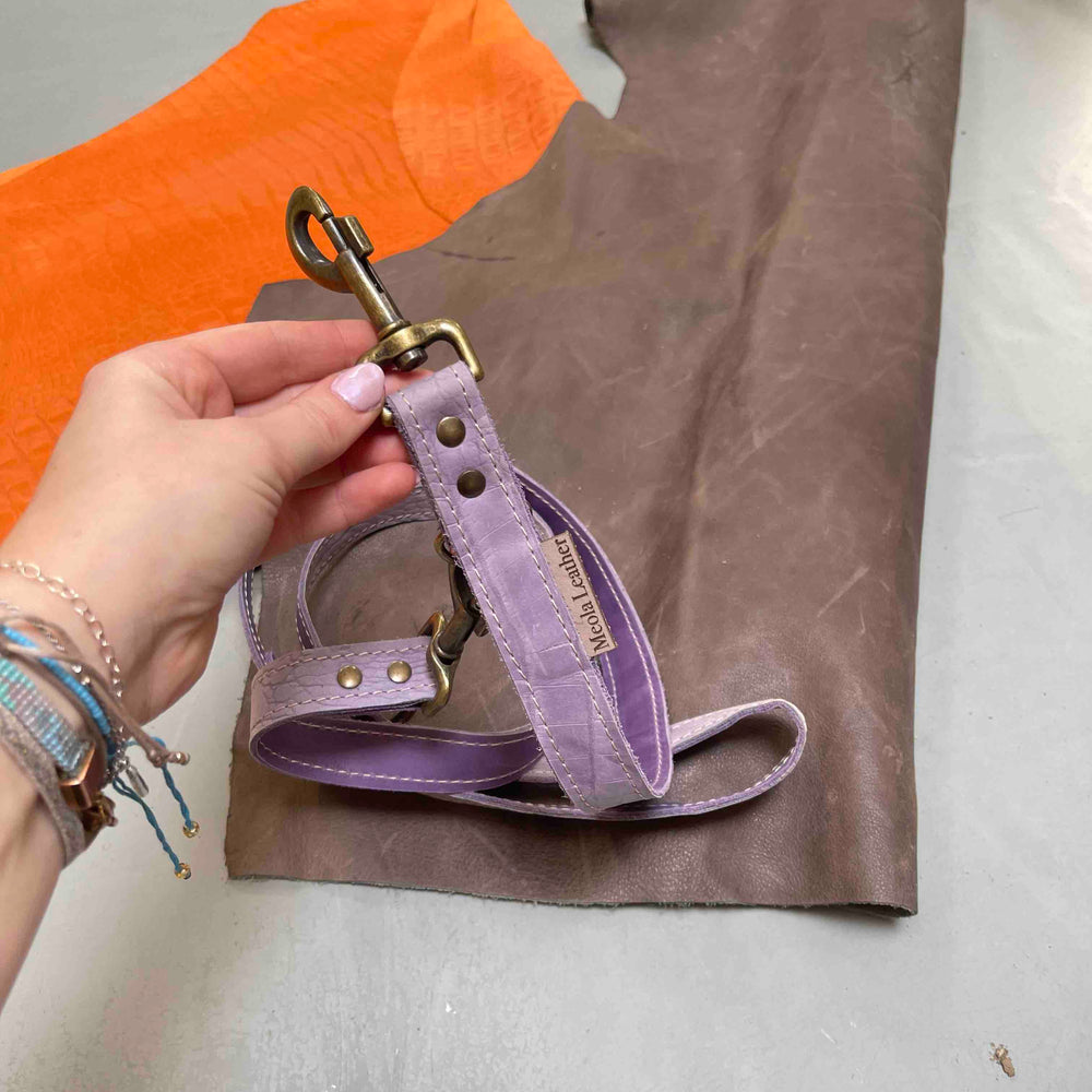 
                      
                        leren-lijn-hondenlijn-verstelbare-limited-edition-breed-paars
                      
                    