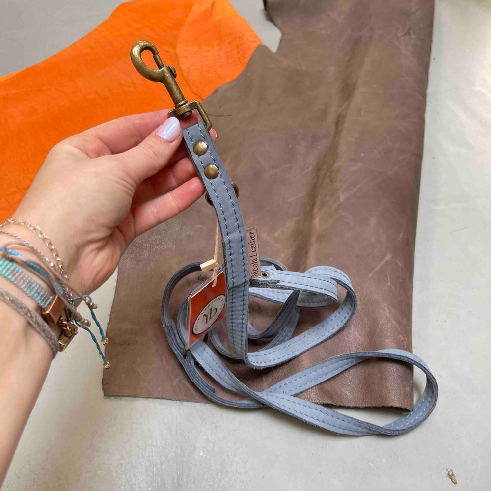 
                      
                        leren-lijn-hondenlijn-verstelbare-meola-leather-dogs-smal-blauw
                      
                    